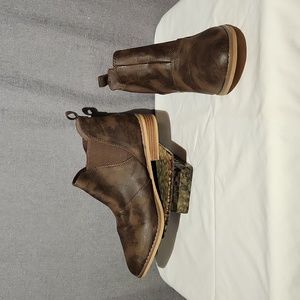 Brown Women's rocket dog Maylon 2 Chelsea Boots size 10